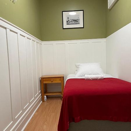 Small Private La Bedroom W Wifi - Private Fridge - Ac Near Usc - Exposition Park - Usc Memorial Coliseum - Banc Of California Bmo Stadium - Downtown Los Angeles Dtla - University Of Southern California Usc!!! Exterior foto