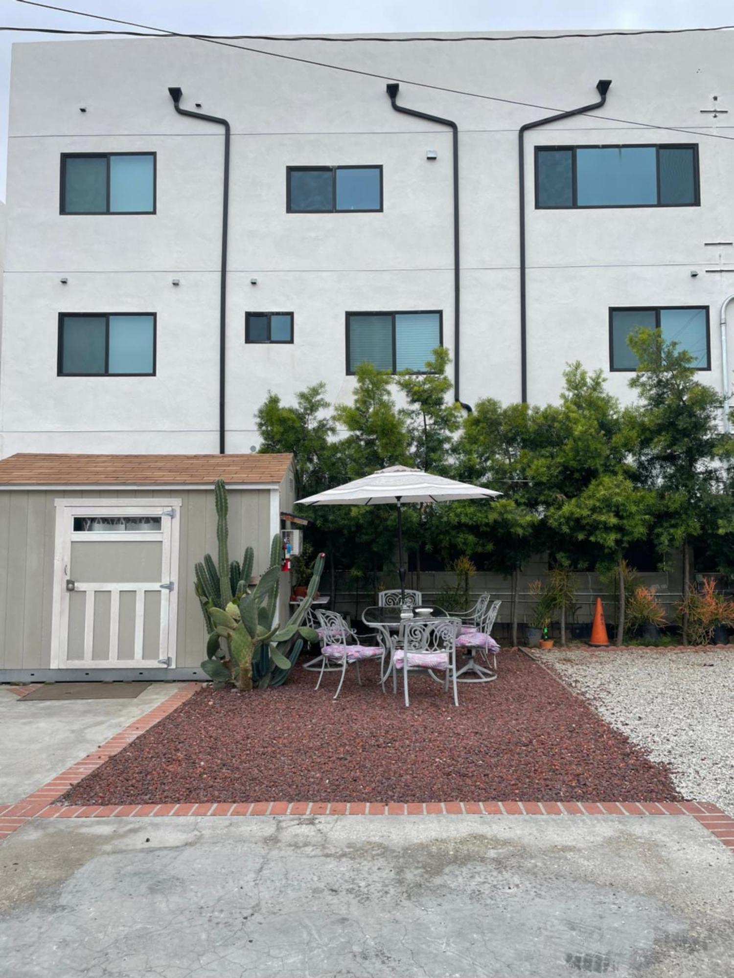 Small Private La Bedroom W Wifi - Private Fridge - Ac Near Usc - Exposition Park - Usc Memorial Coliseum - Banc Of California Bmo Stadium - Downtown Los Angeles Dtla - University Of Southern California Usc!!! Exterior foto